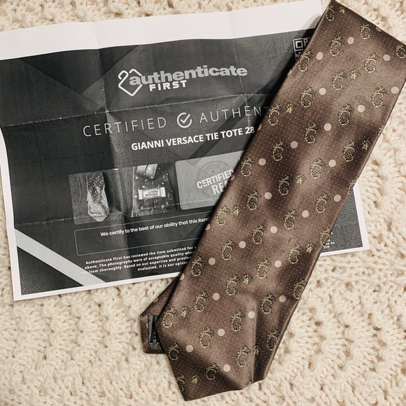 Vintage Authentic Versace Silk Brown Cream Medusa Tie Classic Business Neutral - Picture 2 of 5